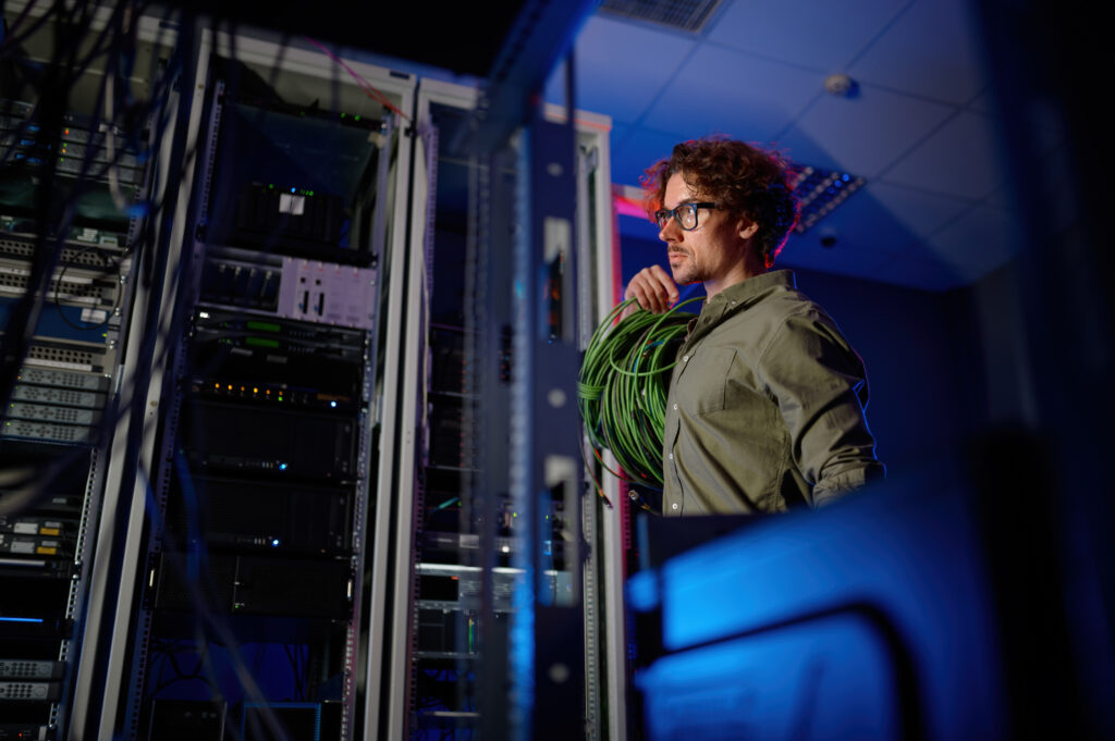 Metteur au point datacenter